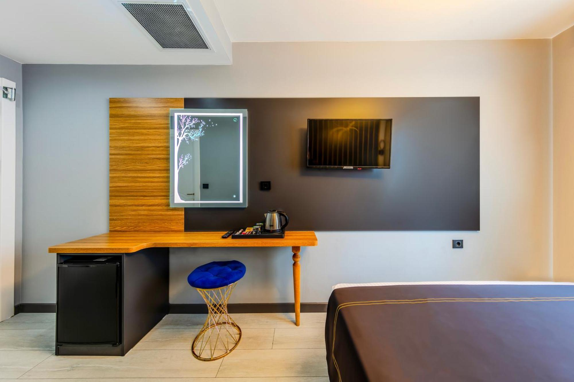 Med Life Hotel Istanbul Airport Arnavutkoy Exteriör bild