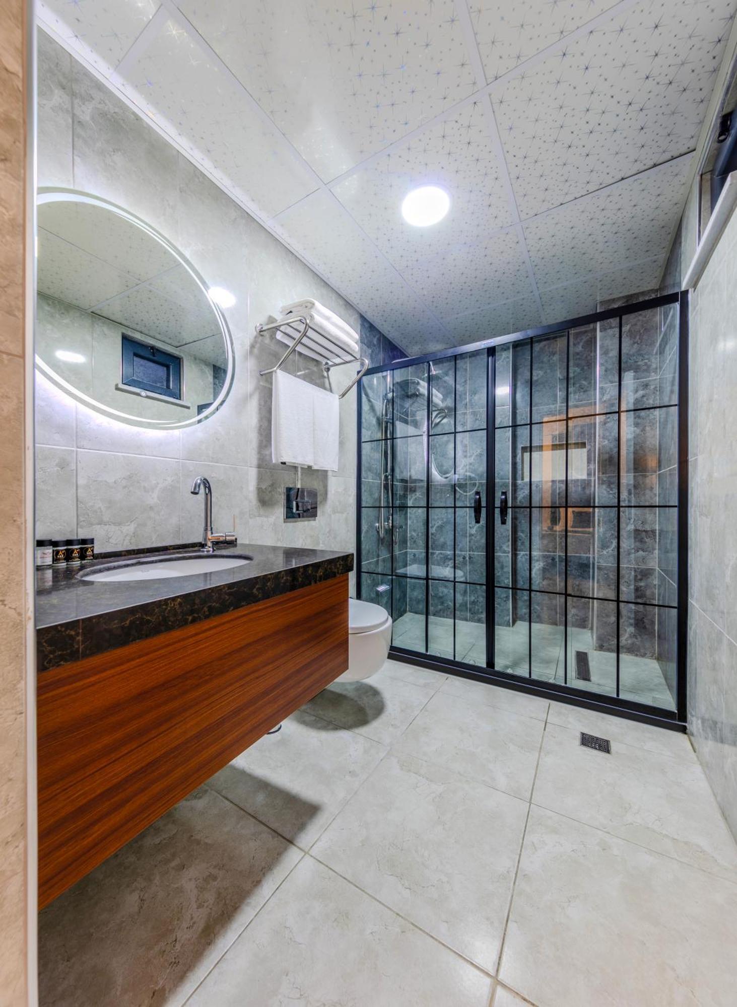 Med Life Hotel Istanbul Airport Arnavutkoy Exteriör bild
