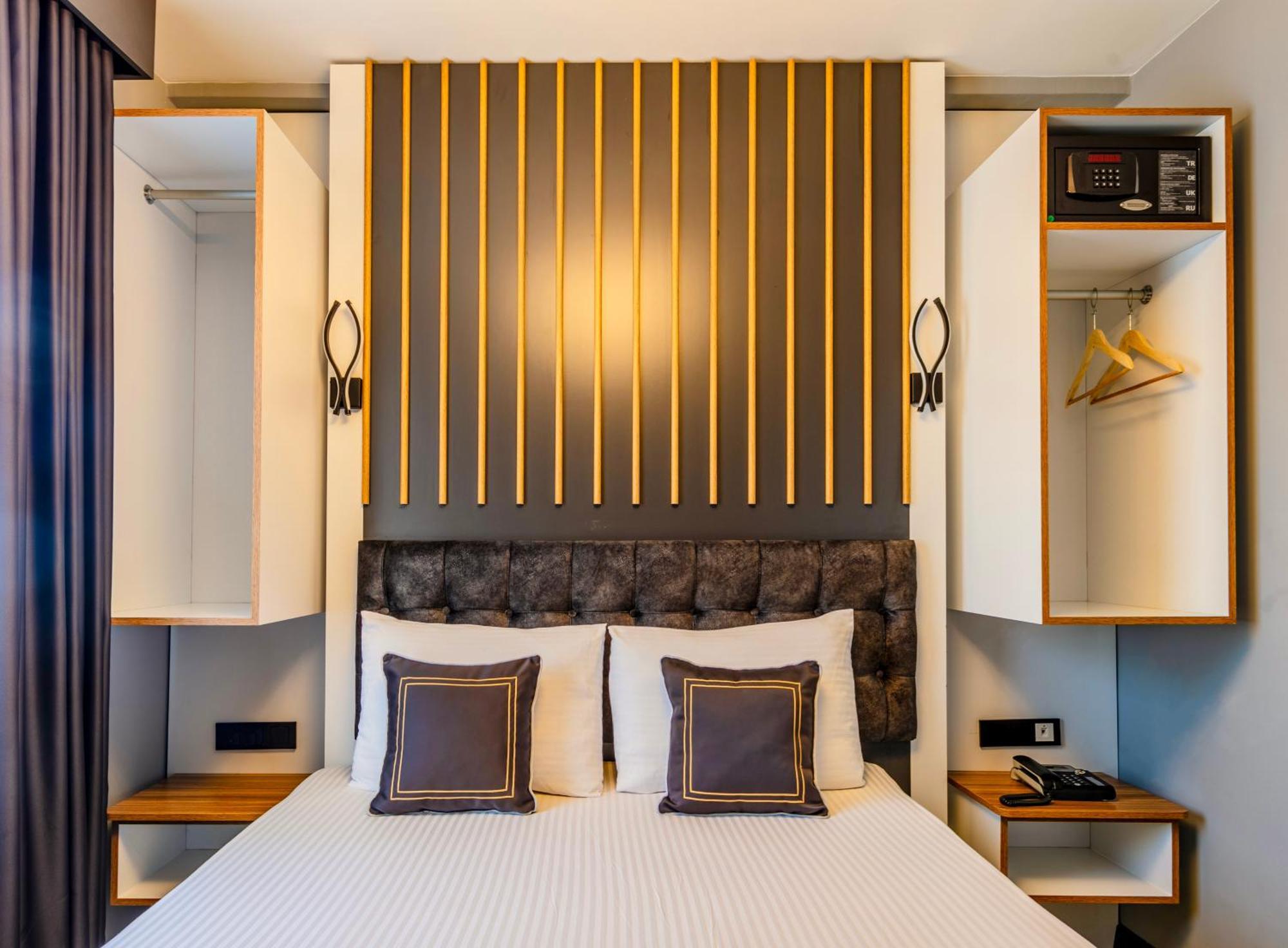Med Life Hotel Istanbul Airport Arnavutkoy Exteriör bild