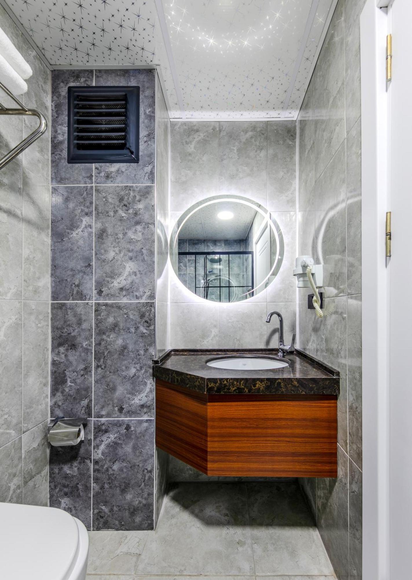 Med Life Hotel Istanbul Airport Arnavutkoy Exteriör bild